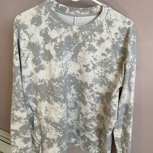 men’s lululemon sweat shirt